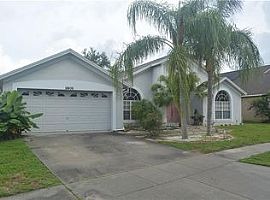 18406 Canary Ln, Lutz, Fl in Lutz, FL (Photo 2 of 4)