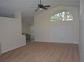 18406 Canary Ln, Lutz, Fl in Lutz, FL (Photo 4 of 4)