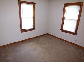 1536 E North St, Springfield, Mo in Springfield, MO (Photo 3 of 4)