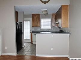 106 Fernwood Cir, Madison, Al 35757 in Madison, AL (Photo 4 of 8)