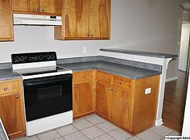 106 Fernwood Cir, Madison, Al 35757 in Madison, AL (Photo 5 of 8)