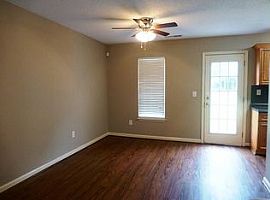  117 Bertha Dr, Anderson, Sc 29625 3 Beds 2 Baths 1,318 Sqft in Anderson, SC (Photo 4 of 5)