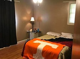  1072 Kentwood Cir, Charleston, Sc 29412 3 Beds 2 Baths 1,400 S in Charleston, SC (Photo 2 of 4)