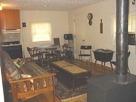 Cozy Mountain Hideaway in Strasburg, VA (Photo 5 of 5)