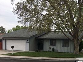 605 Sheffield Ct, Sparks, Nv 89431 3 Beds 2 Baths 1,404 Sqft in Sparks, NV (Photo 8 of 8)