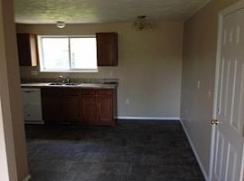219 Laredo Ave, New Lebanon, Oh 45345 3 Beds 1 Bath 999 Sqft in New Lebanon, OH (Photo 3 of 10)