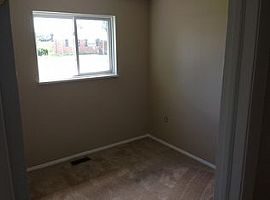 219 Laredo Ave, New Lebanon, Oh 45345 3 Beds 1 Bath 999 Sqft in New Lebanon, OH (Photo 6 of 10)