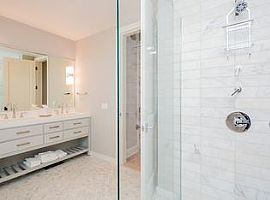 Wooley St Southampton, Ny 11968 5 Beds 5.5 Baths 4,309 Sqft in Southampton, NY (Photo 10 of 11)