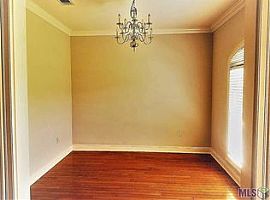 10715 Hillshire Ave, Baton Rouge, La 70810 3 Beds 2 Baths 1,965 in Baton Rouge, LA (Photo 3 of 6)