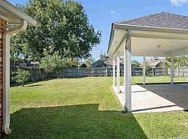 10715 Hillshire Ave, Baton Rouge, La 70810 3 Beds 2 Baths 1,965 in Baton Rouge, LA (Photo 6 of 6)