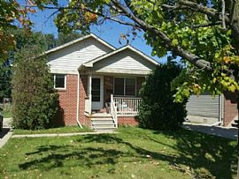 17541 E 10 Mile Rd, Roseville, Mi 48066 3 Beds 1 Bath 1,100 Sqf in Roseville, MI