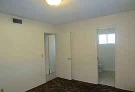 344 W Ward Ave, Ridgecrest, Ca 93555 3 Beds 2 Baths 1,193 Sqft in Ridgecrest, CA (Photo 4 of 10)