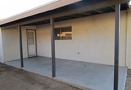 344 W Ward Ave, Ridgecrest, Ca 93555 3 Beds 2 Baths 1,193 Sqft in Ridgecrest, CA (Photo 6 of 10)