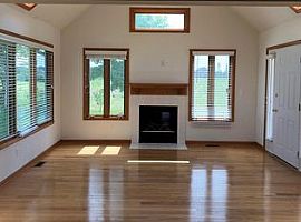 604 Heartwood Ln, Saline, Mi 48176 4 Beds 3 Baths 1,936 Sqft in Saline, MI (Photo 5 of 10)