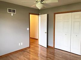 604 Heartwood Ln, Saline, Mi 48176 4 Beds 3 Baths 1,936 Sqft in Saline, MI (Photo 6 of 10)