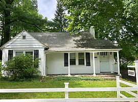 2000 Marsh Rd, Wilmington, De 19810 2 Beds 1 Bath 975 Sqft in Wilmington, DE (Photo 9 of 12)