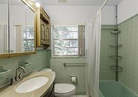 1740 Sw Williston Rd, Gainesville, Fl 32608 3 Beds 2 Baths 1,32 in Gainesville, FL (Photo 11 of 11)