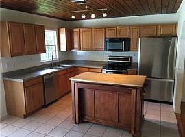 2061 Wisteria St, Sarasota, Fl 34239 4 Beds 2.5 Baths 1,726 Sqf in Sarasota, FL (Photo 5 of 9)