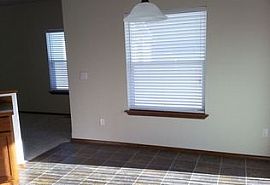 612 Bond Ave, Swansea, Il 62226 3 Beds 2 Baths 1,200 Sqft in Swansea, IL (Photo 2 of 10)