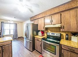 4609 W 18th Ave, Stillwater, Ok 74074 2 Beds 2 Baths 1,400 Sqft in Stillwater, OK (Photo 9 of 11)