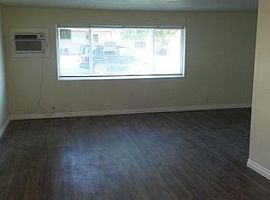 1615 W 5th Ave, Kennewick, Wa 99336 2 Beds 1 Bath 960 Sqft in Kennewick, WA (Photo 3 of 9)