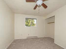 8100 Sw Thorn St, Tigard, Or 97223 3 Beds 1 Bath 990 Sqft in Tigard, OR (Photo 3 of 11)