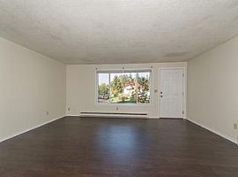 8100 Sw Thorn St, Tigard, Or 97223 3 Beds 1 Bath 990 Sqft in Tigard, OR (Photo 4 of 11)
