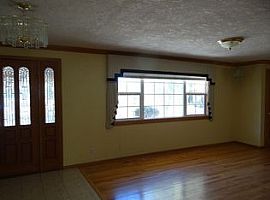 84801 Pheasant Ln, Pleasant Hill, Or 97455 4 Beds 3 Baths 3,436 in Pleasant Hill, OR (Photo 3 of 11)