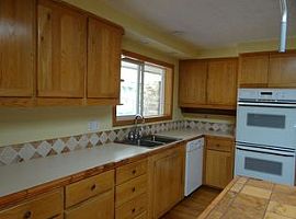 84801 Pheasant Ln, Pleasant Hill, Or 97455 4 Beds 3 Baths 3,436 in Pleasant Hill, OR (Photo 9 of 11)