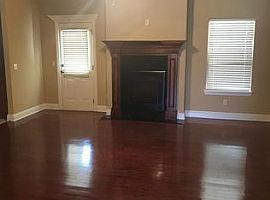 106 Ne Larkspur Ln, Bentonville, Ar 72712 4 Beds 2 Baths 1,841  in Bentonville, AR (Photo 5 of 11)