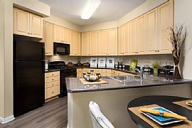 $1500 / 1br - 670ft2 - Very Beautiful 1bd/1bth For Short/long S in Canoga Park, CA (Photo 3 of 7)