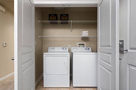 $1500 / 1br - 670ft2 - Very Beautiful 1bd/1bth For Short/long S in Canoga Park, CA (Photo 5 of 7)