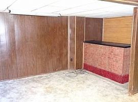 4974 Attica Dr, Columbus, Oh 43232 3 Beds 1 Bath 936 Sqft in Columbus, OH (Photo 4 of 5)