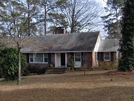 400 Kalmia Dr, Columbia, Sc 29205             in Columbia, SC