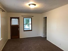 108 N Front St, Troy, Id 83871 3 Beds 1 Bath 1,130 Sqft in Troy, ID (Photo 2 of 9)