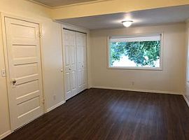 108 N Front St, Troy, Id 83871 3 Beds 1 Bath 1,130 Sqft in Troy, ID (Photo 5 of 9)