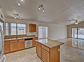 545 W Villa Maria Dr, Phoenix, Az 85023 in Phoenix, AZ (Photo 4 of 12)