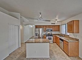 545 W Villa Maria Dr, Phoenix, Az 85023 in Phoenix, AZ (Photo 5 of 12)