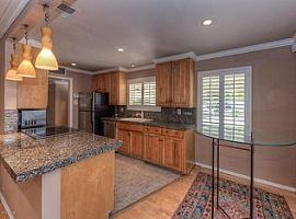 3228 E Oregon Ave, Phoenix, Az 85018 in Phoenix, AZ (Photo 3 of 11)