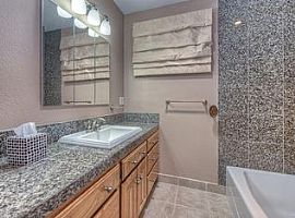 3228 E Oregon Ave, Phoenix, Az 85018 in Phoenix, AZ (Photo 7 of 11)