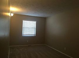 10221 Baribeau Ln, Indianapolis, in 46229 3 Beds 1 Bath 1,250 S in Indianapolis, IN (Photo 2 of 7)