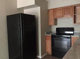10221 Baribeau Ln, Indianapolis, in 46229 3 Beds 1 Bath 1,250 S in Indianapolis, IN (Photo 6 of 7)