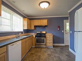 420 S Highland Ave,Bloomington, in 47401  in Bloomington, IN (Photo 2 of 12)