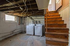 420 S Highland Ave,Bloomington, in 47401  in Bloomington, IN (Photo 7 of 12)