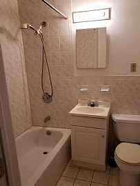 122 69th St, Guttenberg, Nj 07093 in Guttenberg, NJ (Photo 4 of 6)