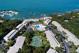 4 Bedroom Condo For Rent at An Affordable Price in Islamorada, FL