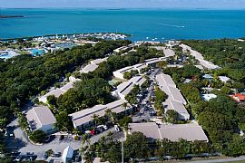 4 Bedroom Condo For Rent at An Affordable Price in Islamorada, FL (Photo 2 of 4)