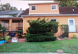 Beautiful South Side Victorian Home in Huntington, WV (Photo 2 of 12)