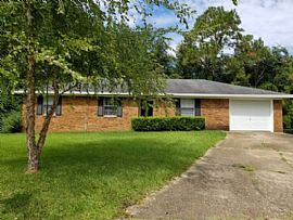 13 Pearl Ct, Gulfport, Ms 39503 3 Beds 2 Baths 1,350 Sqft in Gulfport, MS