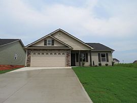 107 Highland Springs Loop Rent 650 Deposit 650 Total 1300 in Inman, SC